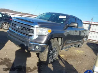 2015 Toyota Tundra 4WD Truck SR5 with VIN 5TFDW5F13FX459276, listed as a IAAI auction lot 41272409 with 163,737 mi miles. Bid and sale history available at carsss.com. Image 17.