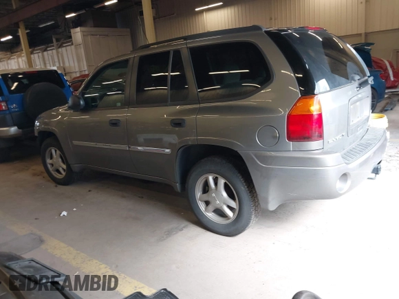 2008 GMC Envoy SLT z VIN 1GKDT13S082134197, wystawiony jako IAAI lot #41936678 z przebiegiem 140 524 mil mil oraz . Historia ofert i sprzedaży dostępna na DreamBid. Obrazek 3.
