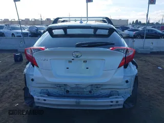 2020 Toyota C-HR LE with VIN JTNKHMBX6L1076433, listed as a IAAI auction lot 40975841 with 20,687 mi miles. Bid and sale history available at carsss.com. Image 17.