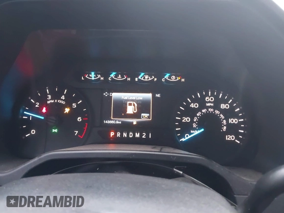 2015 Ford F-150 XLT with VIN 1FTEW1EP2FFB96318, listed as a IAAI auction lot 41578663 with 143,560 mi miles. Bid and sale history available at carsss.com. Image 7.
