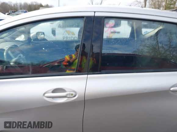 2016 Nissan Note S Plus with VIN 3N1CE2CP1GL397138, listed as a IAAI auction lot 41473397 with 87,728 mi miles and . Bid and sale history available at DreamBid. Image 14.