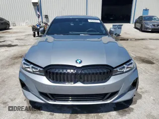 2023 BMW 3 Series 330i xDrive with VIN 3MW89FF00P8D34979, listed as a Copart auction lot 52625655 with 17,031 mi miles and Salvage Title. Bid and sale history available at carsss.com. Image 5.