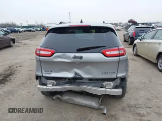 2017 Jeep Cherokee Limited with VIN 1C4PJMDS4HW597175, listed as a IAAI auction lot 41525358 with 87,227 mi miles. Bid and sale history available at carsss.com. Image 17.