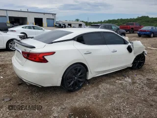2017 Nissan Maxima SL with VIN 1N4AA6APXHC440131, listed as a Copart auction lot 61778855 with 109,124 mi miles and Salvage title. Bid and sale history available at DreamBid. Image 3.