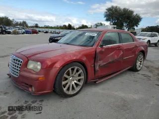 2008 Chrysler 300 C SRT-8 z VIN 2C3KA73W88H172237, wystawiony jako Copart lot #82523464 z przebiegiem 190 564 mil mil oraz Szkoda całkowita • Salvage title. Historia ofert i sprzedaży dostępna na DreamBid. Obrazek 1.