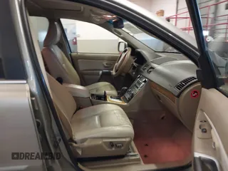 2008 Volvo XC90 I6 with VIN YV4CM982681440304, listed as a IAAI auction lot 41815063 with 206,926 mi miles. Bid and sale history available at carsss.com. Image 5.