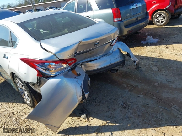2017 Nissan Altima 2.5 SR with VIN 1N4AL3AP3HC207913, listed as a IAAI auction lot 41505152 with 109,258 mi miles. Bid and sale history available at carsss.com. Image 6.