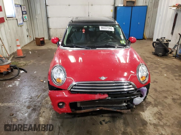 2012 MINI Clubman z VIN WMWZF3C52CT190396, wystawiony jako Copart lot #86537344 z przebiegiem 108 971 mil mil oraz Szkoda całkowita • Salvage title. Historia ofert i sprzedaży dostępna na DreamBid. Obrazek 5.