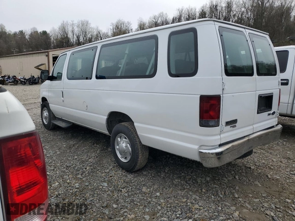 2013 Ford Econoline Passenger XL с VIN 1FBSS3BL4DDA34599, выставлен на аукционе Copart как лот 52724775 с пробегом 115 798 миль миль и Чистый • Clean title. История ставок и продаж доступна на DreamBid. Изображение 2.