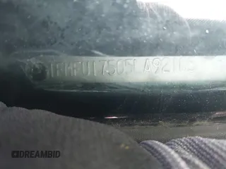 2005 Ford Expedition Eddie Bauer с VIN 1FMFU17505LA92105, выставлен на аукционе IAAI как лот 41963131 с пробегом 179 104 миль миль и . История ставок и продаж доступна на DreamBid. Изображение 9.