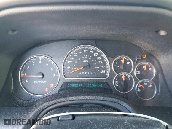 2008 GMC Envoy Denali with VIN 1GKET63M282161131, listed as a Copart auction lot 48054005 with 89,704 mi miles and Salvage Title. Bid and sale history available at carsss.com. Image 9.