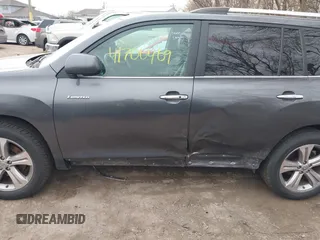 2011 Toyota Highlander Limited with VIN 5TDDK3EH8BS078912, listed as a IAAI auction lot 41706469 with 242,651 mi miles and . Bid and sale history available at DreamBid. Image 14.