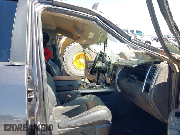 2014 Ram 1500 Sport с VIN 1C6RR7MT4ES297187, выставлен на аукционе IAAI как лот 42238882 с пробегом 170 781 миль миль и . История ставок и продаж доступна на DreamBid. Изображение 5.