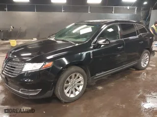 2018 Lincoln MKT with VIN 2LMHJ5NK8JBL02014, listed as a IAAI auction lot 41489437 with 298,510 mi miles. Bid and sale history available at carsss.com. Image 18.