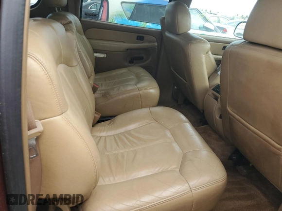 2000 Chevrolet Suburban LT with VIN 3GNFK16T3YG122555, listed as a Copart auction lot 76624964 with 193,236 mi miles and Non Repairable. Bid and sale history available at carsss.com. Image 11.
