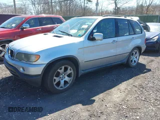 2001 BMW X5 4.4i with VIN WBAFB33501LH11081, listed as a IAAI auction lot 41911648 with 999,999 mi miles. Bid and sale history available at carsss.com. Image 2.