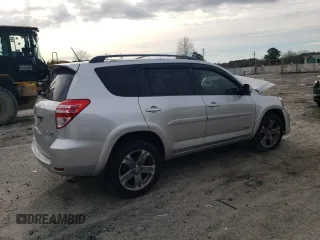 2011 Toyota RAV4 Sport z VIN JTMRF4DVXB5038649, wystawiony jako Copart lot #44955305 z przebiegiem Nie podano mil oraz Szkoda całkowita • Salvage title. Historia ofert i sprzedaży dostępna na DreamBid. Obrazek 3.