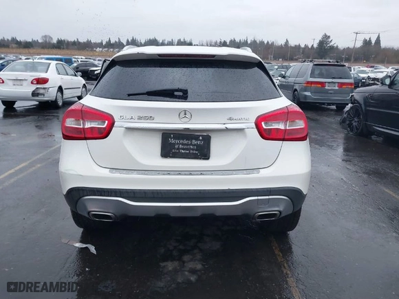 2018 Mercedes-Benz GLA with VIN WDCTG4GB5JJ424741, listed as a IAAI auction lot 41118869 with 1 mi miles. Bid and sale history available at carsss.com. Image 17.