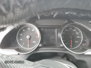 2012 Audi A5 Premium z VIN WAUAFAFH3CN006899, wystawiony jako Copart lot #58744335 z przebiegiem Nie podano mil oraz Szkoda całkowita • Salvage title. Historia ofert i sprzedaży dostępna na DreamBid. Obrazek 9.