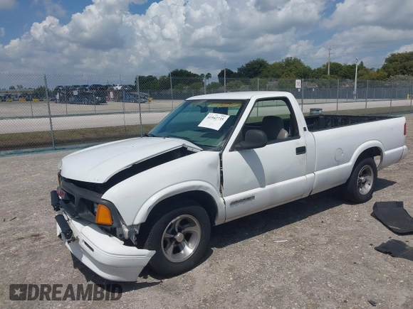 1997 GMC Sonoma z VIN 1GTCS1441VK518317, wystawiony jako IAAI lot #41942735 z przebiegiem 75 862 mil mil oraz . Historia ofert i sprzedaży dostępna na DreamBid. Obrazek 2.