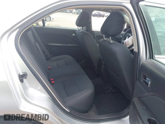 2012 Ford Fusion SE z VIN 3FAHP0HA8CR117122, wystawiony jako IAAI lot #42215141 z przebiegiem 158 703 mil mil oraz . Historia ofert i sprzedaży dostępna na DreamBid. Obrazek 8.