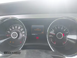 2014 Ford Mustang V6 с VIN 1ZVBP8AM4E5302273, выставлен на аукционе IAAI как лот 42288143 с пробегом 192 690 миль миль и . История ставок и продаж доступна на DreamBid. Изображение 7.