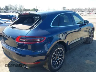 2016 Porsche Macan S with VIN WP1AB2A57GLB45998, listed as a IAAI auction lot 42625580 with 48,439 mi miles and . Bid and sale history available at DreamBid. Image 4.