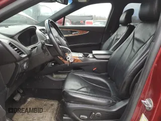 2017 Lincoln MKX Reserve z VIN 2LMPJ8LP7HBL12281, wystawiony jako Copart lot #50128065 z przebiegiem 95 933 mil mil oraz Szkoda całkowita • Salvage title. Historia ofert i sprzedaży dostępna na DreamBid. Obrazek 7.