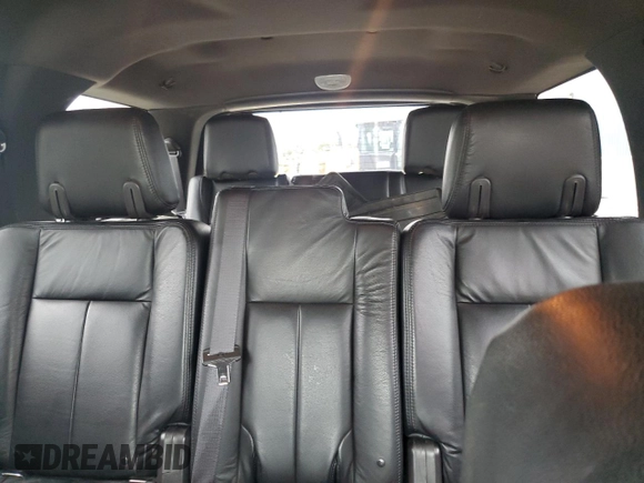 2008 Ford Expedition SSV with VIN 1FMFU16598LA11060, listed as a Copart auction lot 59999655 with 325,703 mi miles and Clean title. Bid and sale history available at DreamBid. Image 10.