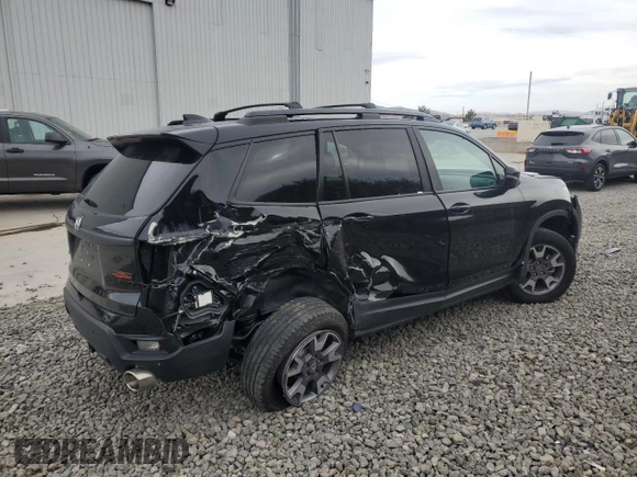 2023 Honda Passport TrailSport with VIN 5FNYF8H63PB010963, listed as a Copart auction lot 43573485 with 18,610 mi miles and Salvage title. Bid and sale history available at DreamBid. Image 3.