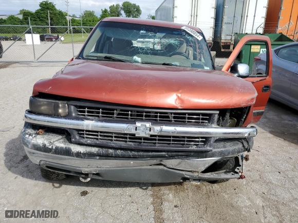 2001 Chevrolet Silverado 1500 LS with VIN 2GCEK19T311367032, listed as a Copart auction lot 55398854 with 0 mi miles and Salvage Title. Bid and sale history available at carsss.com. Image 5.