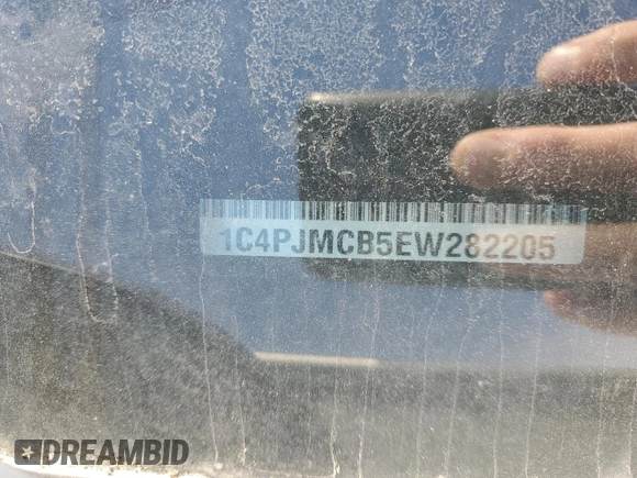 2014 Jeep Cherokee Altitude with VIN 1C4PJMCB5EW282205, listed as a Copart auction lot 53421125 with 185,915 mi miles and Clean Title. Bid and sale history available at carsss.com. Image 13.