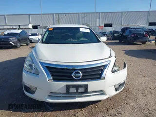 2014 Nissan Altima S with VIN 1N4AL3AP5EN335473, listed as a IAAI auction lot 41952678 with 156,474 mi miles and . Bid and sale history available at DreamBid. Image 13.