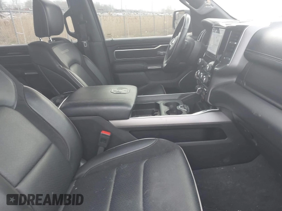 2022 Ram 1500 Laramie with VIN 1C6SRFJT6NN402536, listed as a IAAI auction lot 42109220 with 29,618 mi miles and . Bid and sale history available at DreamBid. Image 5.