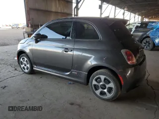 2017 FIAT 500e with VIN 3C3CFFGE0HT625145, listed as a Copart auction lot 88470145 with 43,598 mi miles and Salvage Title. Bid and sale history available at carsss.com. Image 2.