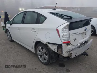 2010 Toyota Prius II with VIN JTDKN3DU3A0066083, listed as a IAAI auction lot 41871002 with 171,489 mi miles. Bid and sale history available at carsss.com. Image 3.