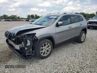 2014 Jeep Cherokee Latitude z VIN 1C4PJLCB8EW231016, wystawiony jako Copart lot #57077945 z przebiegiem 31 544 mil mil oraz Szkoda całkowita • Salvage title. Historia ofert i sprzedaży dostępna na DreamBid. Obrazek 1.