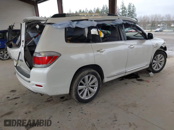 2011 Toyota Highlander Hybrid Limited with VIN JTEDC3EH5B2001611, listed as a IAAI auction lot 41851942 with 1 mi miles. Bid and sale history available at carsss.com. Image 4.