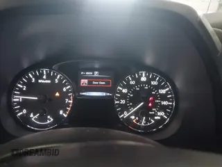 2017 Nissan Pathfinder SV z VIN 5N1DR2MMXHC636690, wystawiony jako IAAI lot #41424828 z przebiegiem 114 994 mil mil oraz . Historia ofert i sprzedaży dostępna na DreamBid. Obrazek 7.
