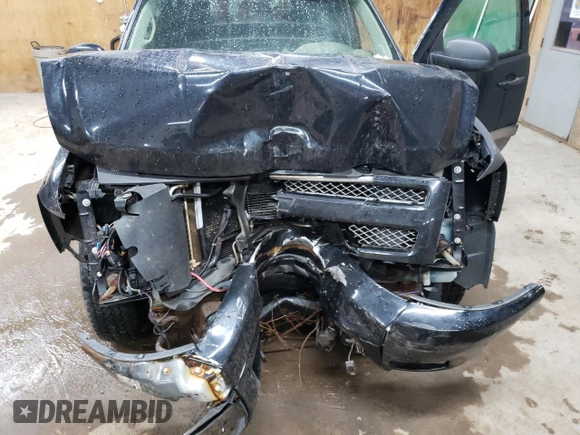 2011 Chevrolet Silverado 1500 LT with VIN 3GCPKSE38BG336386, listed as a Copart auction lot 80490004 with 118,978 mi miles and Clean Title. Bid and sale history available at carsss.com. Image 13.
