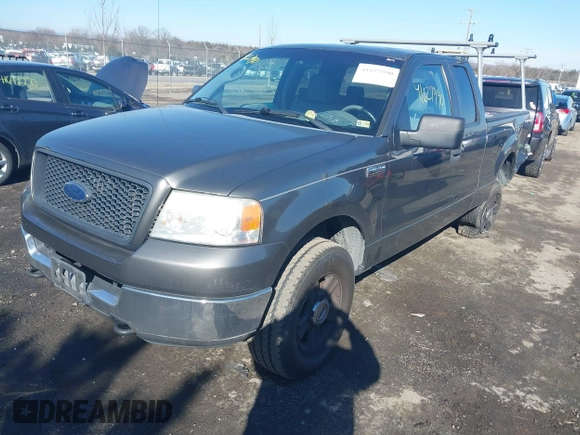 2005 Ford F-150 STX with VIN 1FTRX14W95NB07100, listed as a IAAI auction lot 41627990 with 381,000 mi miles. Bid and sale history available at carsss.com. Image 17.