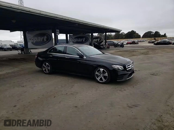 2017 Mercedes-Benz E 300 Luxury with VIN WDDZF4JB9HA067009, listed as a Copart auction lot 60285755 with 81,776 mi miles and Salvage title. Bid and sale history available at DreamBid. Image 13.