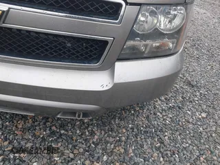 2008 Chevrolet Suburban 3LT с VIN 3GNFC16028G162063, выставлен на аукционе IAAI как лот 41627689 с пробегом 257 545 миль миль и . История ставок и продаж доступна на DreamBid. Изображение 12.