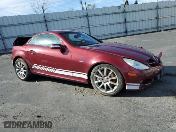 2007 Mercedes-Benz SLK 350 z VIN WDBWK56F47F138157, wystawiony jako Copart lot #44278645 z przebiegiem 84 704 mil mil oraz Szkoda całkowita • Salvage title. Historia ofert i sprzedaży dostępna na DreamBid. Obrazek 4.