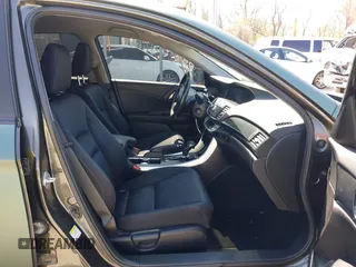 2014 Honda Accord Sport with VIN 1HGCR2F57EA091403, listed as a IAAI auction lot 41919375 with 170,743 mi miles and . Bid and sale history available at DreamBid. Image 5.