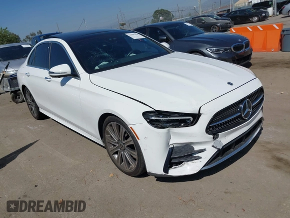 2022 Mercedes-Benz E 350 with VIN W1KZF8DB5NB068876, listed as a IAAI auction lot 41999445 with 31,786 mi miles and . Bid and sale history available at DreamBid. Image 1.
