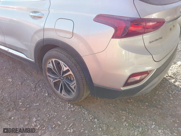 2019 Hyundai Santa Fe Limited with VIN 5NMS53AA4KH132538, listed as a IAAI auction lot 40698953 with 98,472 mi miles. Bid and sale history available at carsss.com. Image 3.