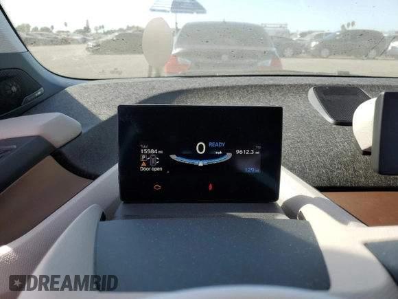 2019 BMW i3 with VIN WBY8P4C51K7E84270, listed as a Copart auction lot 77707224 with 15,584 mi miles and Salvage Title. Bid and sale history available at carsss.com. Image 9.