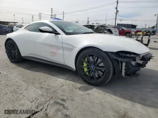 2019 Aston Martin Vantage with VIN SCFSMGAW2KGN01086, listed as a Copart auction lot 46717915 with 20,763 mi miles and Salvage Title. Bid and sale history available at carsss.com. Image 4.
