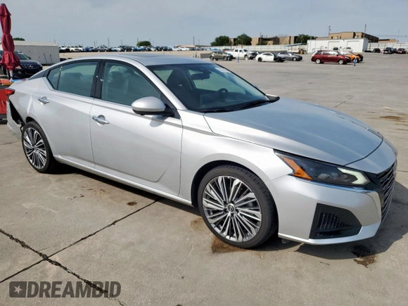 2023 Nissan Altima SL with VIN 1N4BL4EVXPN394296, listed as a Copart auction lot 52974165 with 48,702 mi miles and Salvage Title. Bid and sale history available at DreamBid. Image 4.